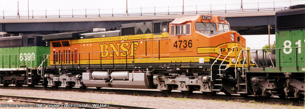 BNSF C44-9W 4736